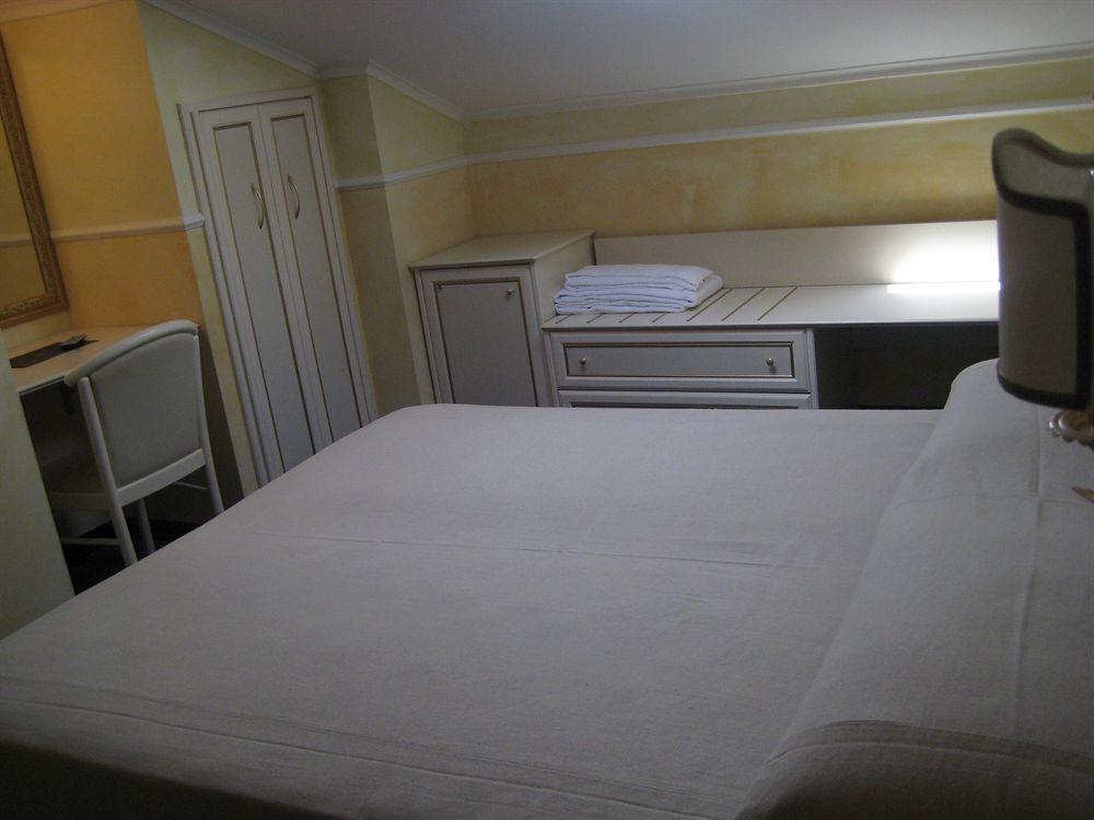 Anghiari Hotel Екстер'єр фото