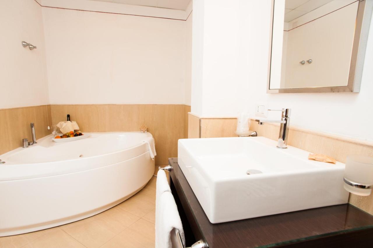 Anghiari Hotel Екстер'єр фото